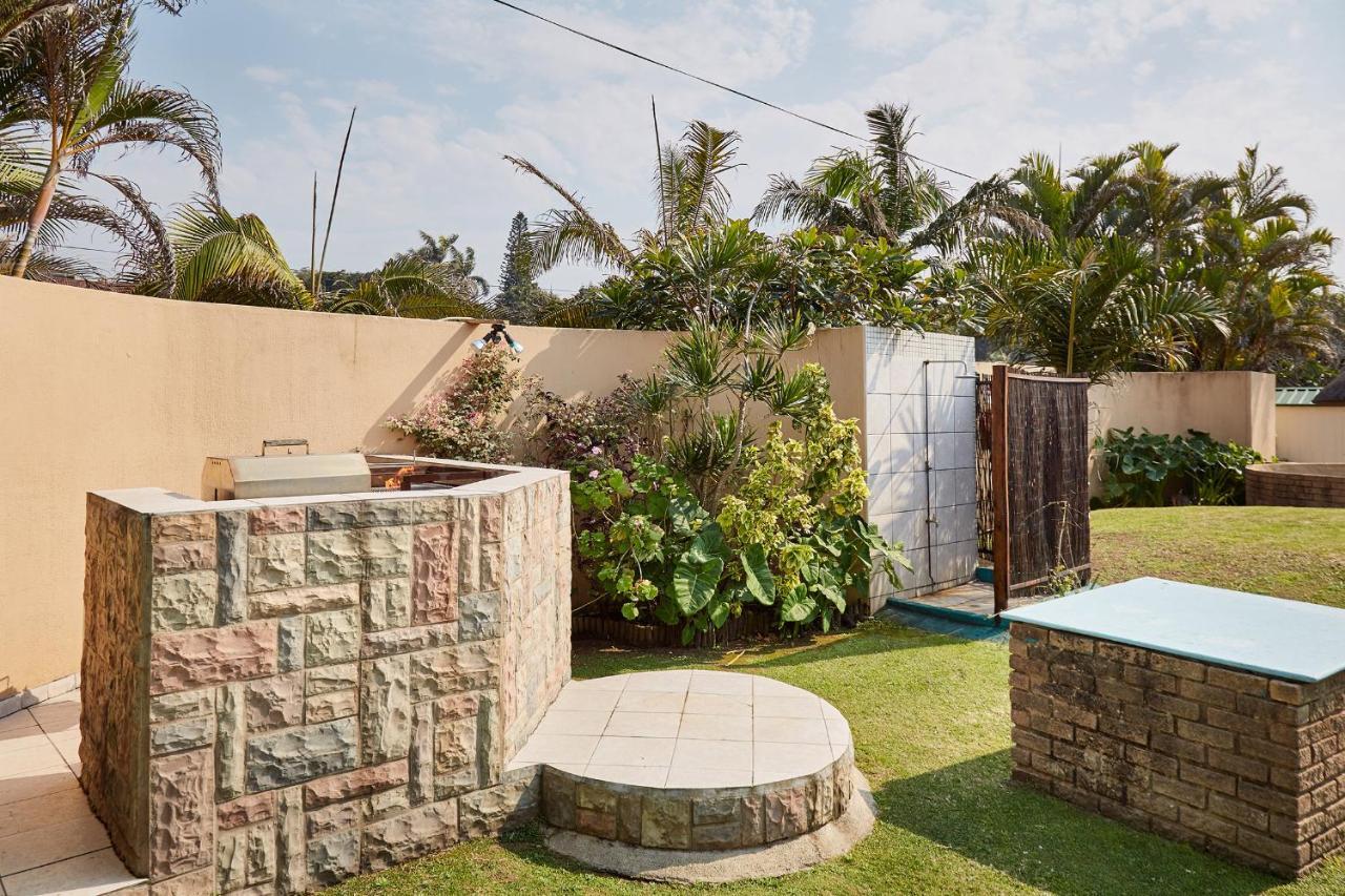First Group Club Hacienda Apartment Shelly Beach Bagian luar foto